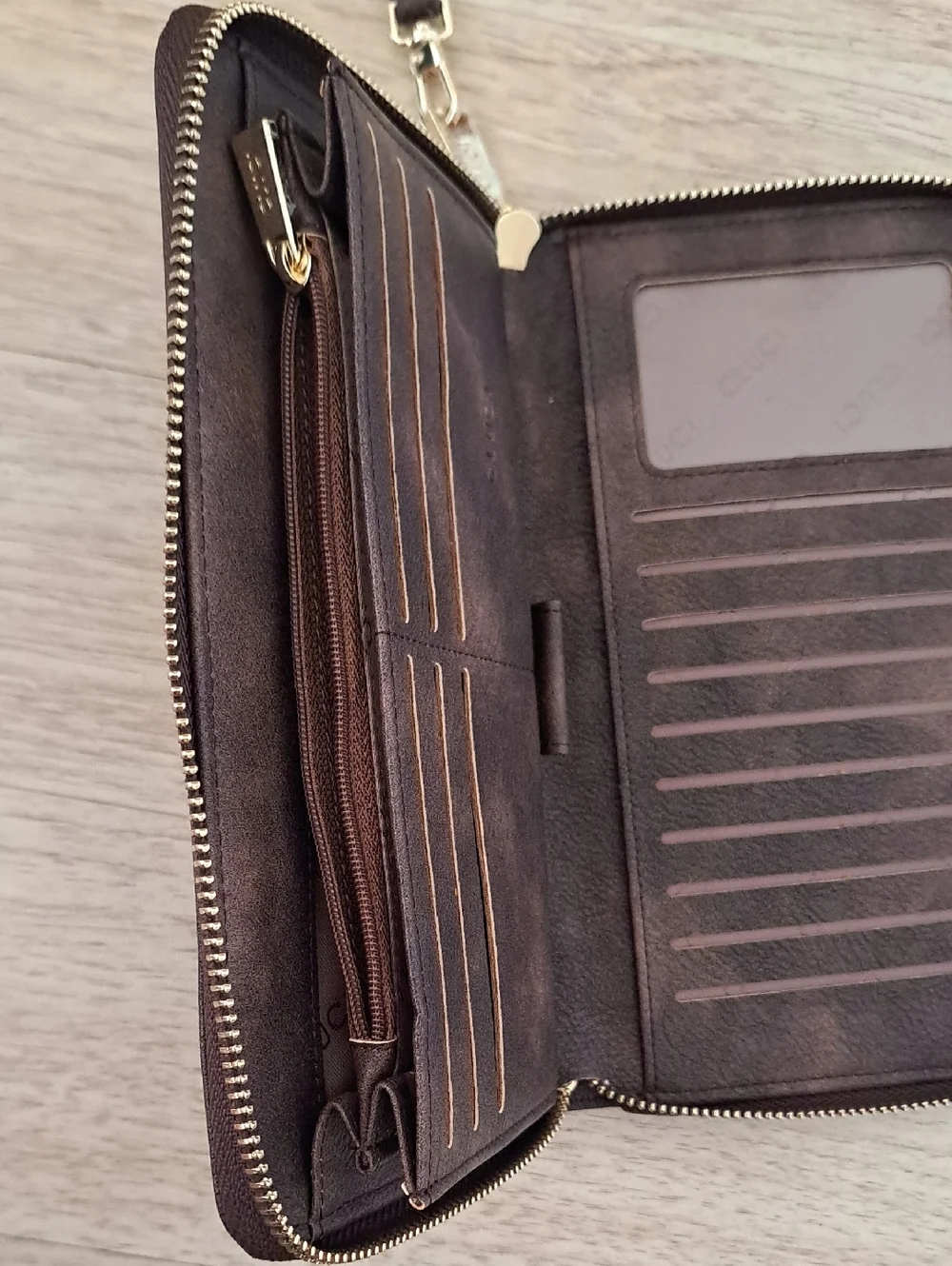 CLUCI women Wallet Leather RFID  blocking With Wristlet.
